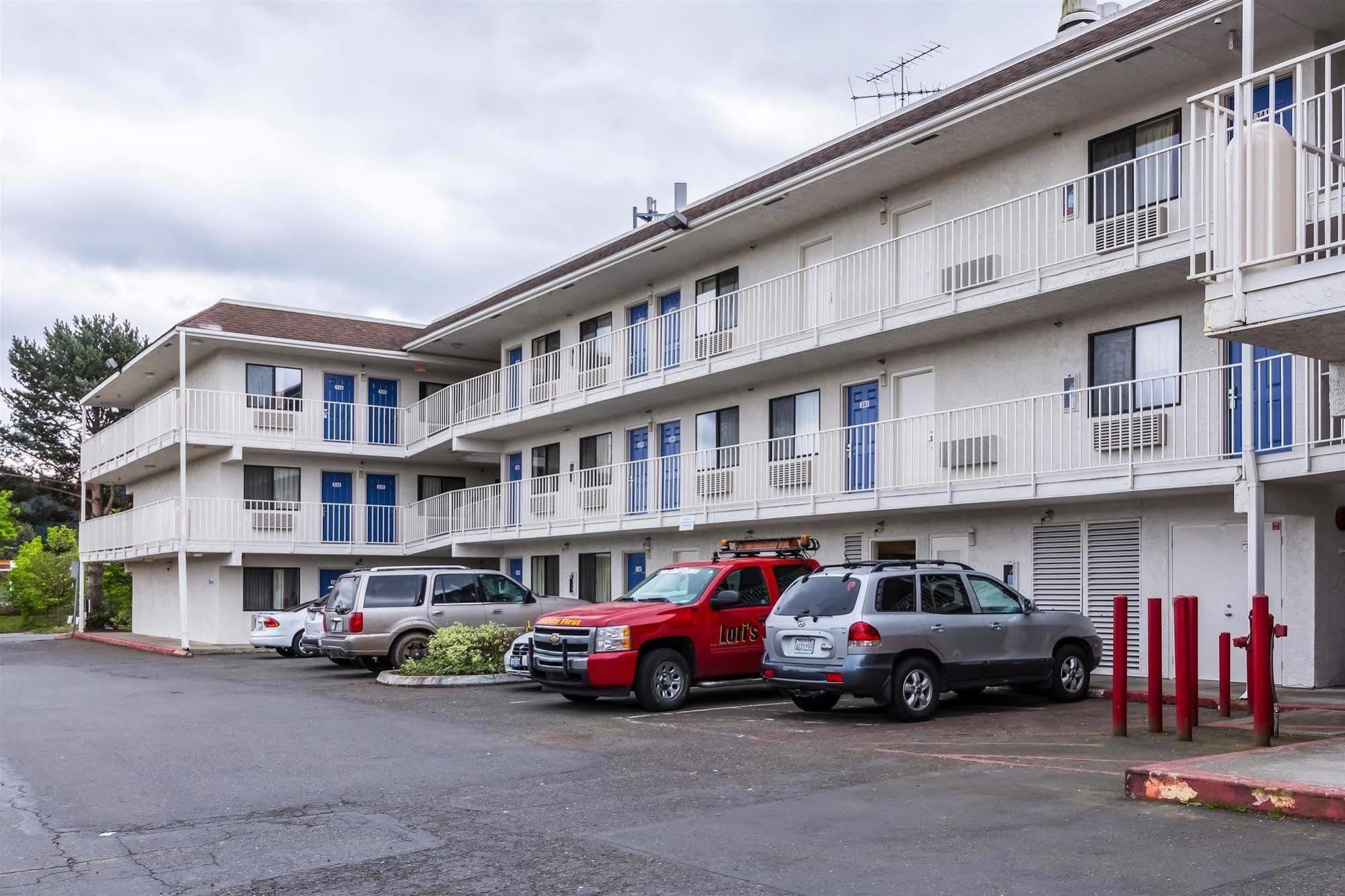 Motel 6-Kirkland, Wa - North Kirkland Exterior photo